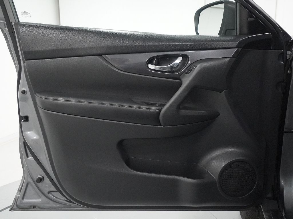2020 Nissan Rogue
