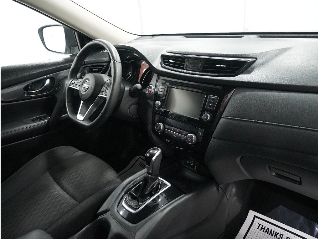 2020 Nissan Rogue