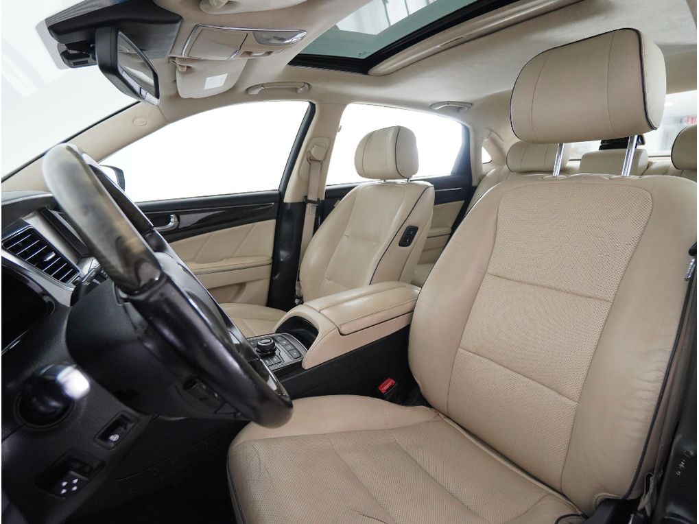 2016 Hyundai Equus