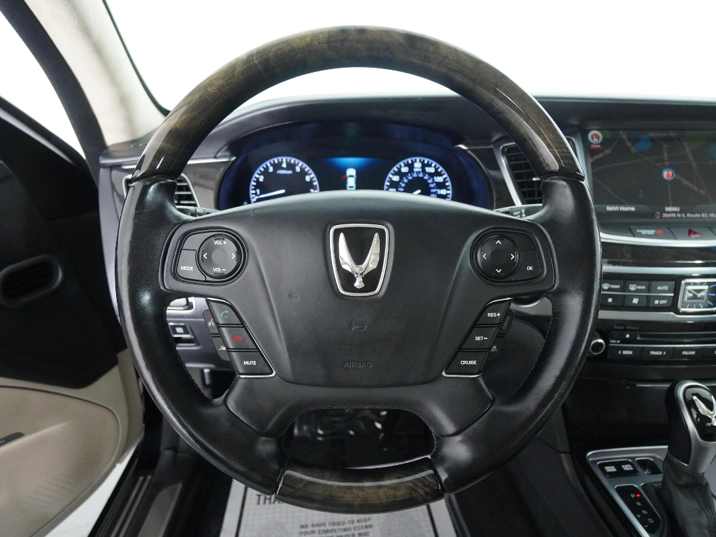2016 Hyundai Equus