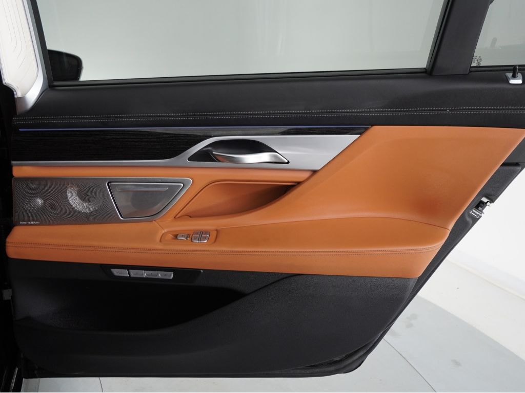 2017 BMW 7 series