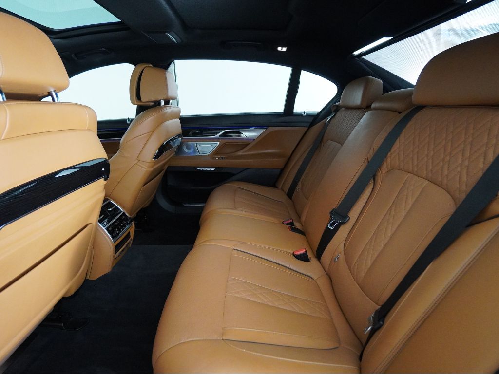 2017 BMW 7 series