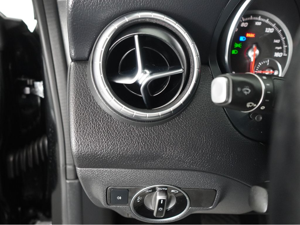 2019 Mercedes-Benz CLA